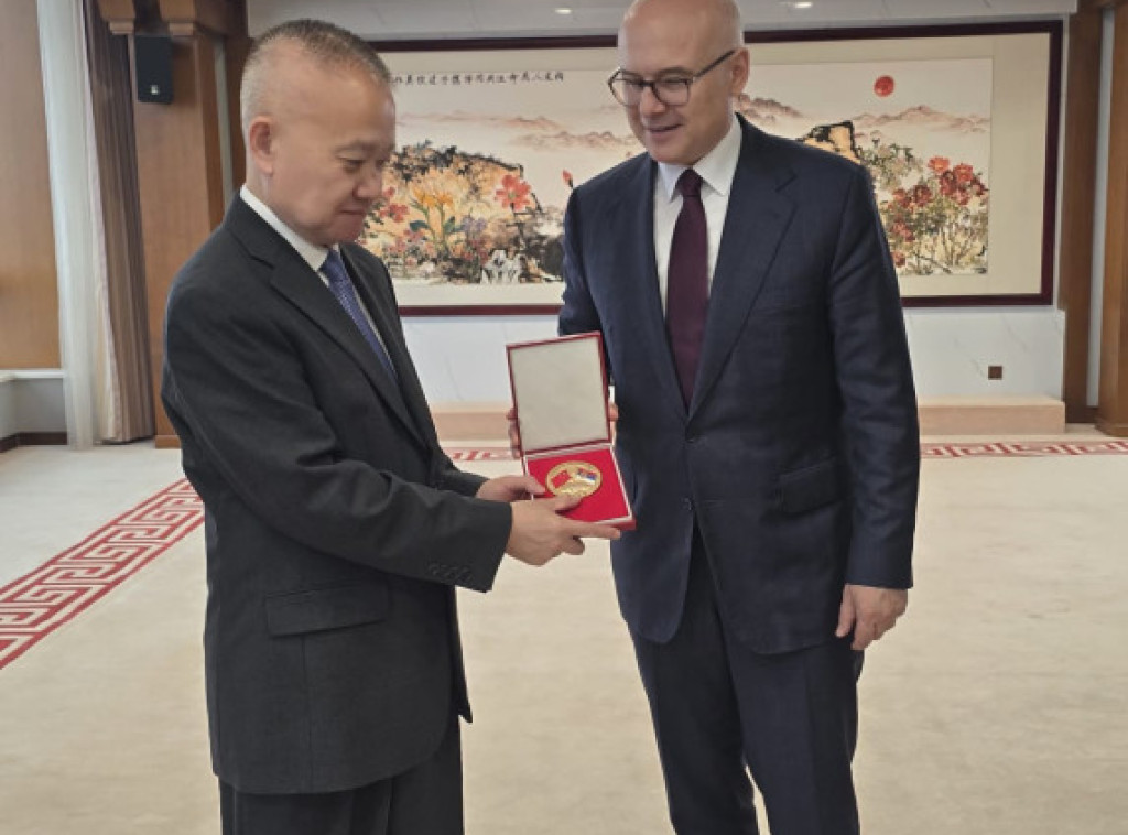 Delegacija SNS u Pekingu sa ministrom Odeljenja za međunarodnu saradnju Komunističke partije Kine