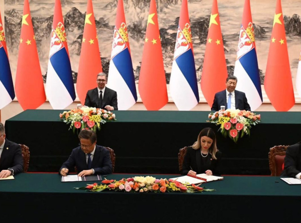 Serbia, China sign 23 bilateral agreements in Beijing