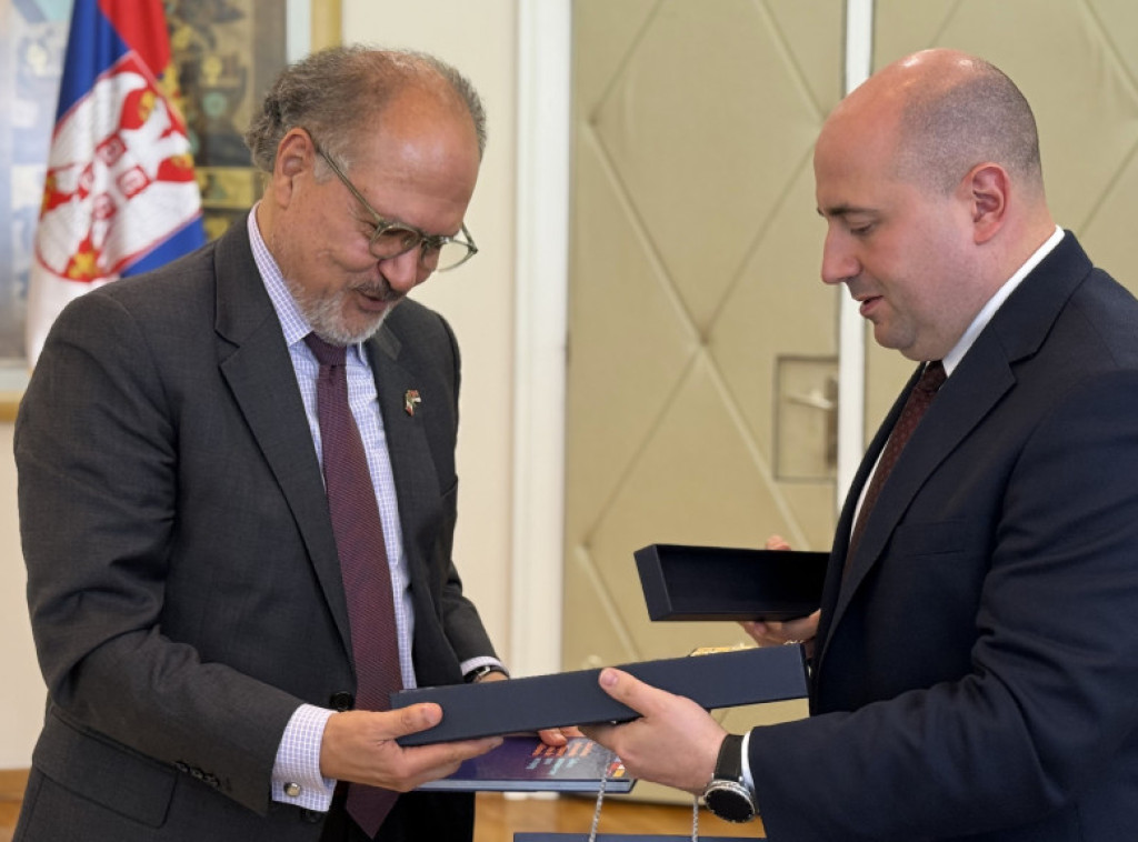 Kozarev sa Koronom: Potvrđeno tradicionalno prijateljstvo Srbije i Meksička