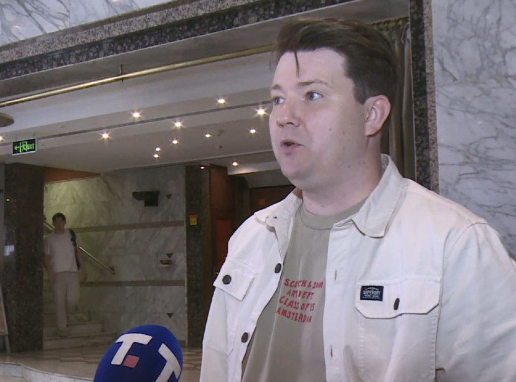 Dejan Dedić: U predstavi "Korporativna bajka" nismo ponudili rešenje, već model zajedništva