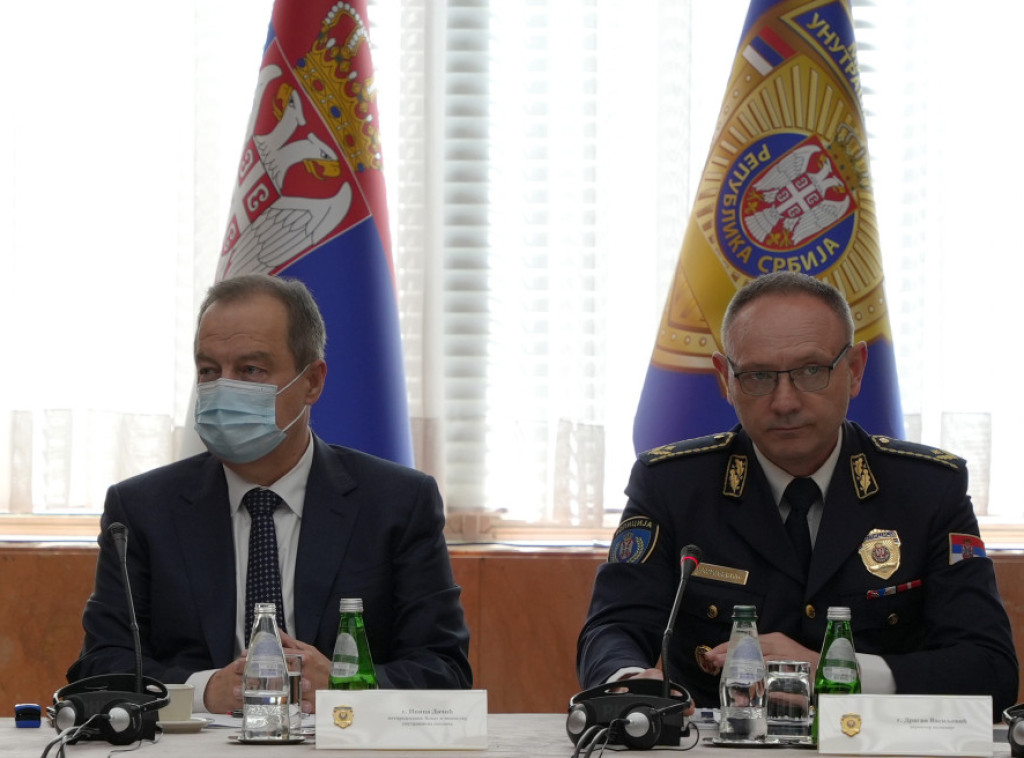 Vasiljević i Dačić na kolegijumu policije:5,7 odsto manje krivičnih dela u odnosu na 2025