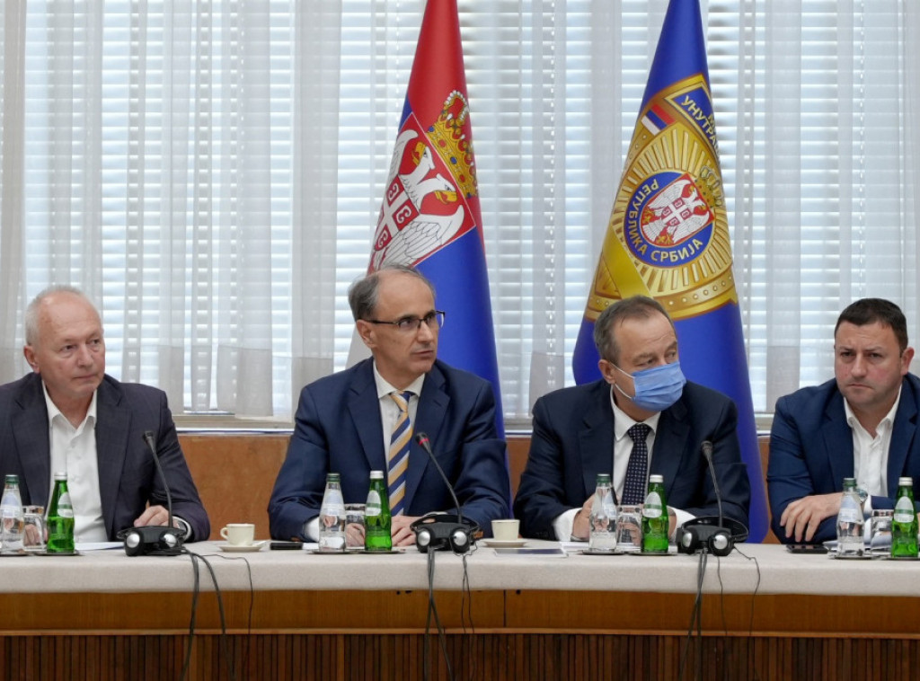 Premijer Macut predsedavao Štabom za vanredne situacije povodom havarije na cevovodu Rzav