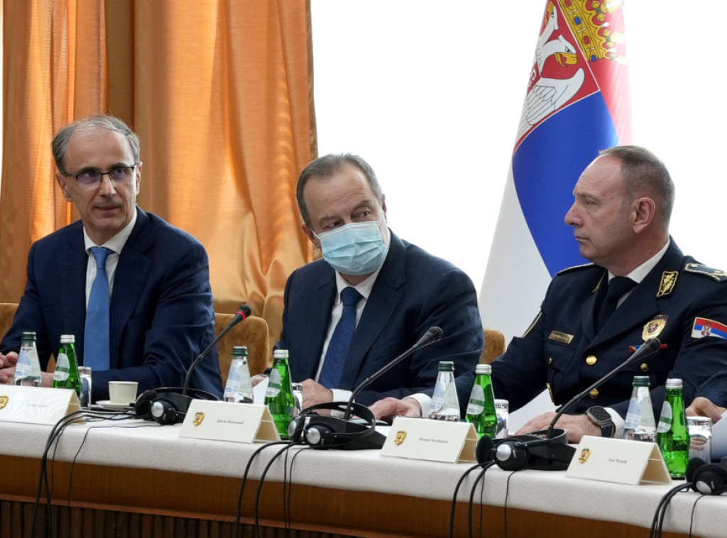Macut, Dacic and Vasiljevic discuss security situation in Serbia