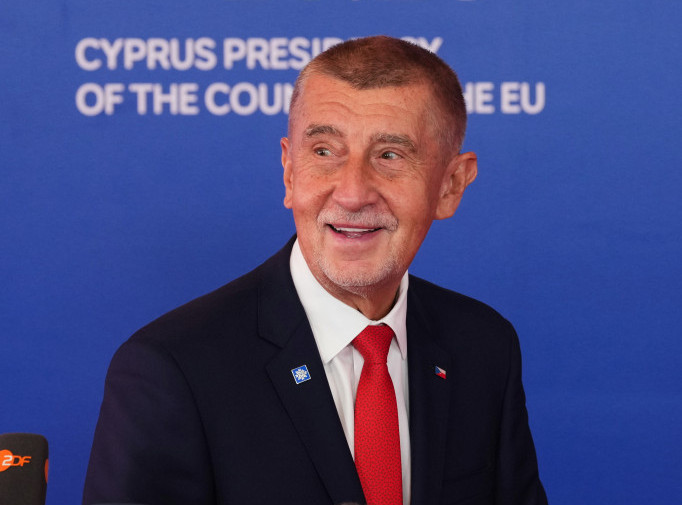 Andrej Babiš: Češka verovatno neće ispuniti cilj NATO u pogledu odbrambenih izdataka