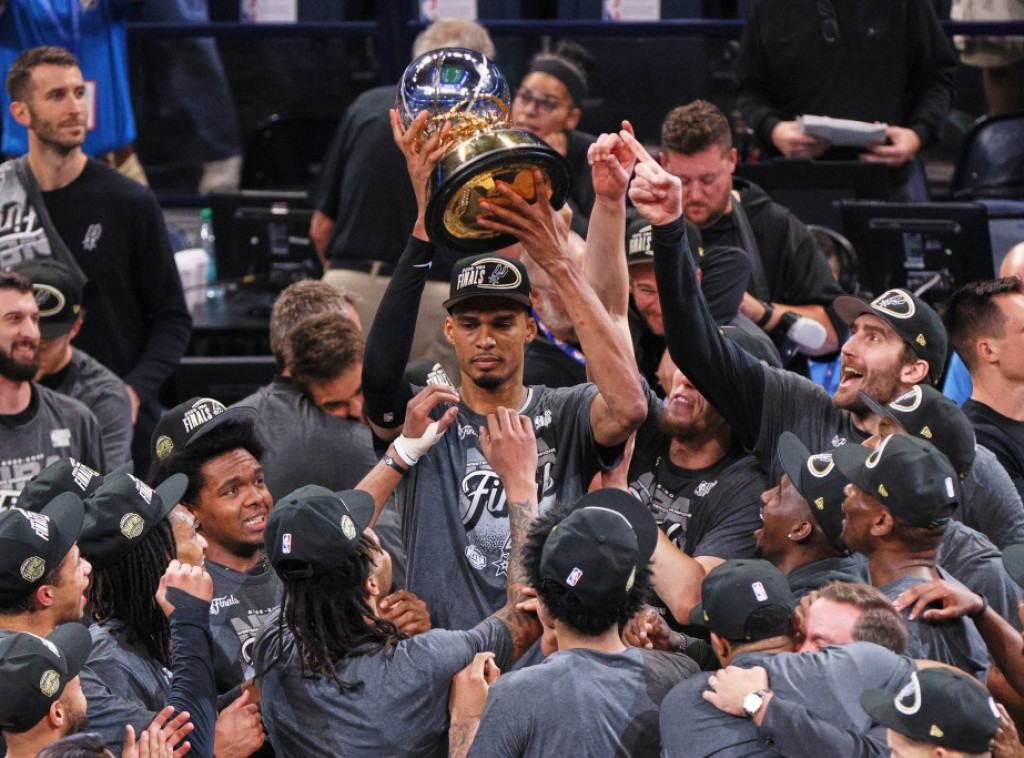 Košarkaši San Antonija eliminisali Oklahomu i plasirali se u finale plej-ofa NBA lige