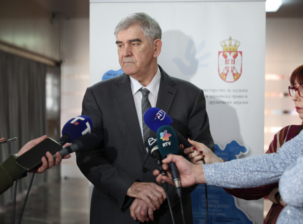 Ministar Beriša osudio paljenje mađarske zastave u Subotici: To je nedopustivo