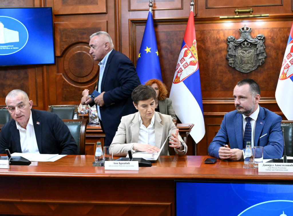 Apostolović na sednici Operativnog tima o značaju posete Košte i samitu u Tivtu