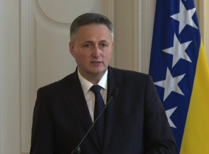 BiH: Denis Bećirović za ostanak OHR sa istim ovlašćenjima