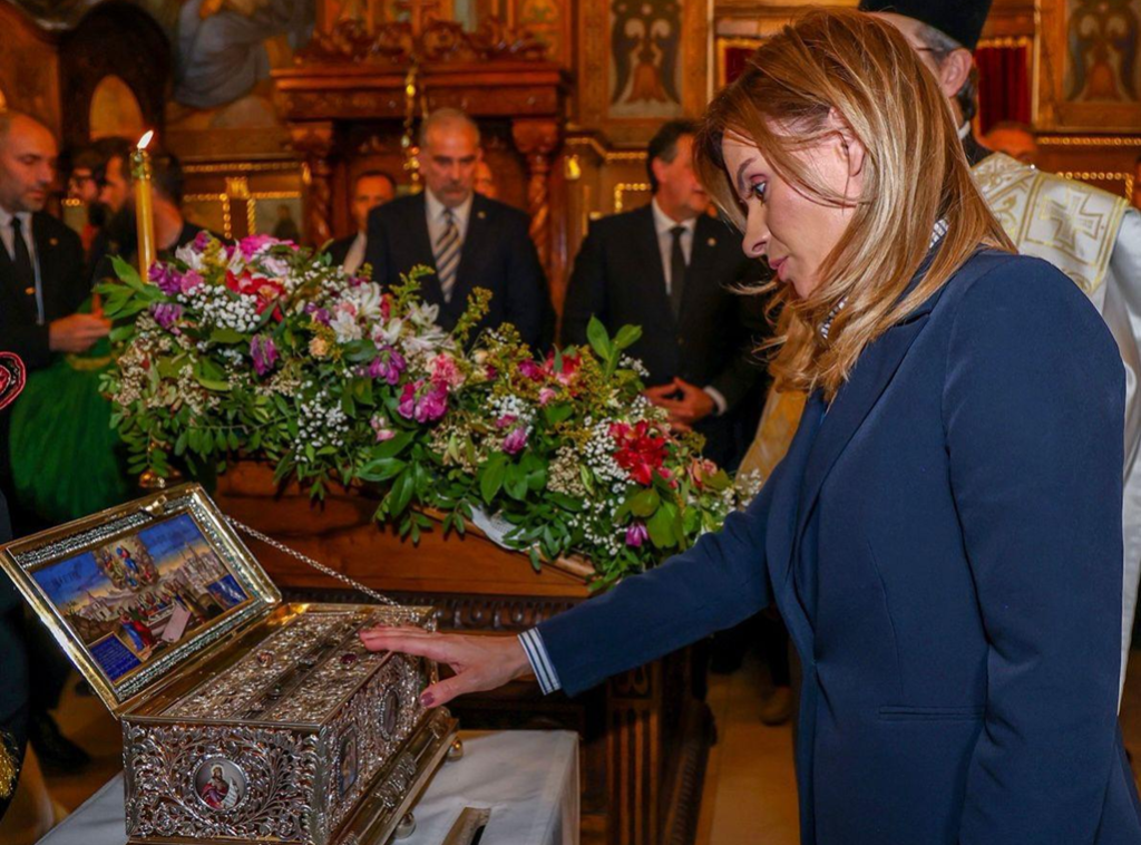 Milica Đurđević Stamenkovski: Oni koji slave prolazno ne shvataju da stotine hiljada ljudi čeka ispred hrama