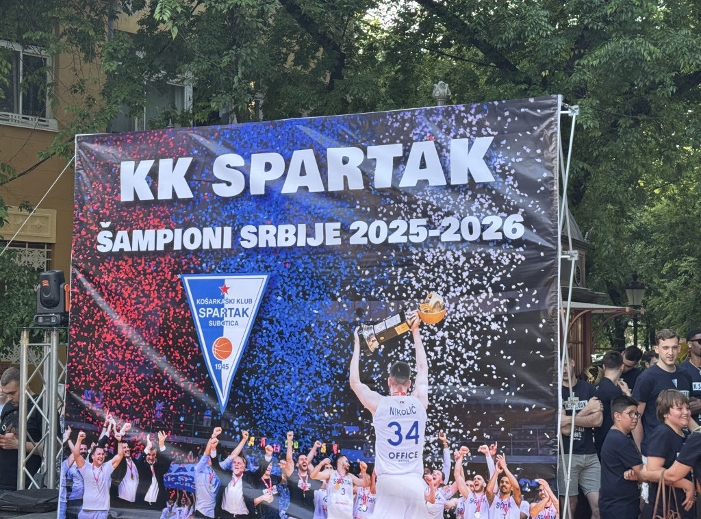 Subotica dočekala šampione - košarkaše "Spartaka" koji su osvojili titulu prvaka Srbije