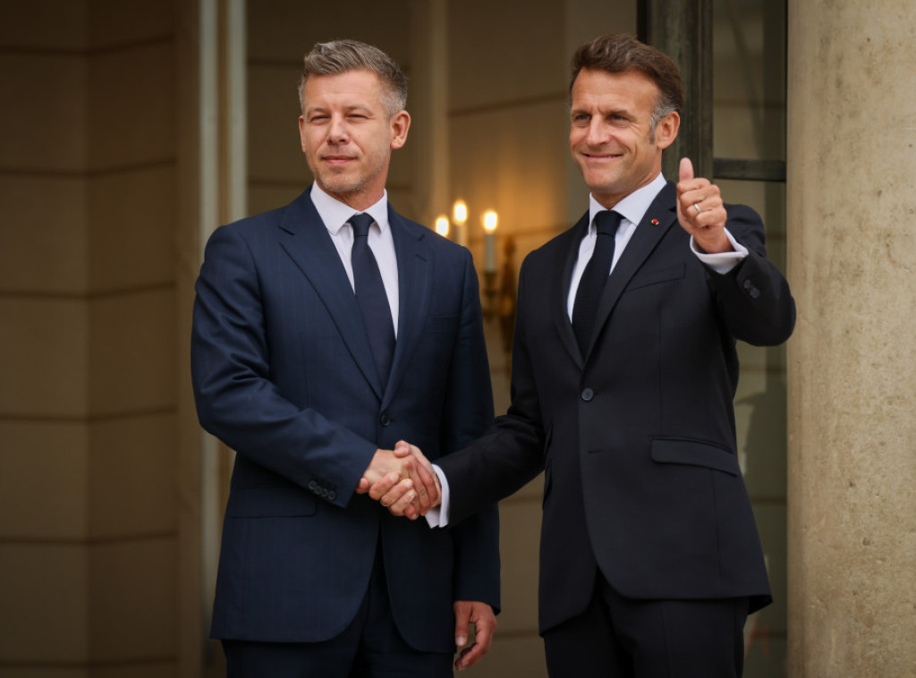 Peter Mađar stigao u Jelisejsku palatu, Makron pozdravio novu eru u Mađarskoj