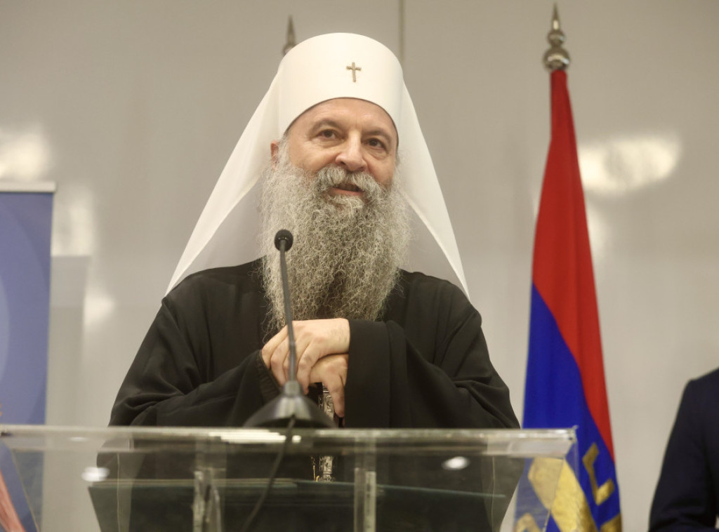Porfirije: Srpski narod ovih dana pokazuje da je vera živa u njemu