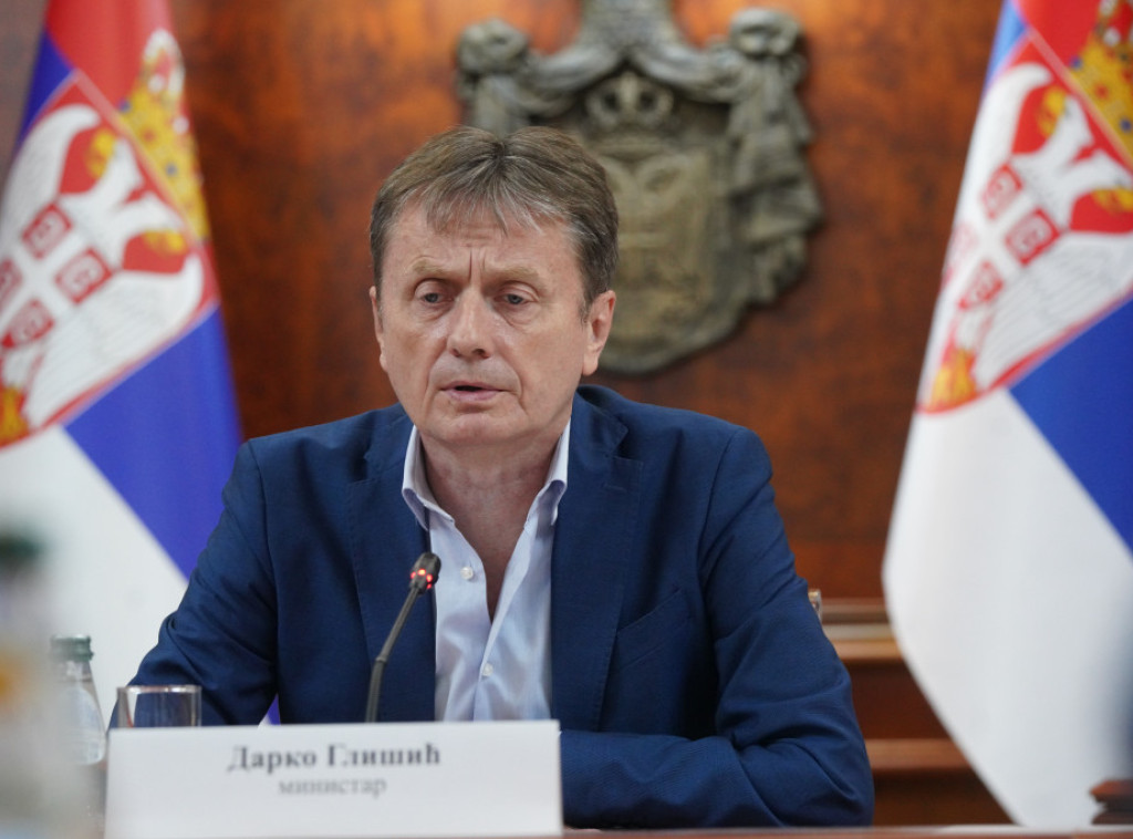 Glišić:Vučić će u Tivtu zastupati interese građana i boriti se za napredak Srbije