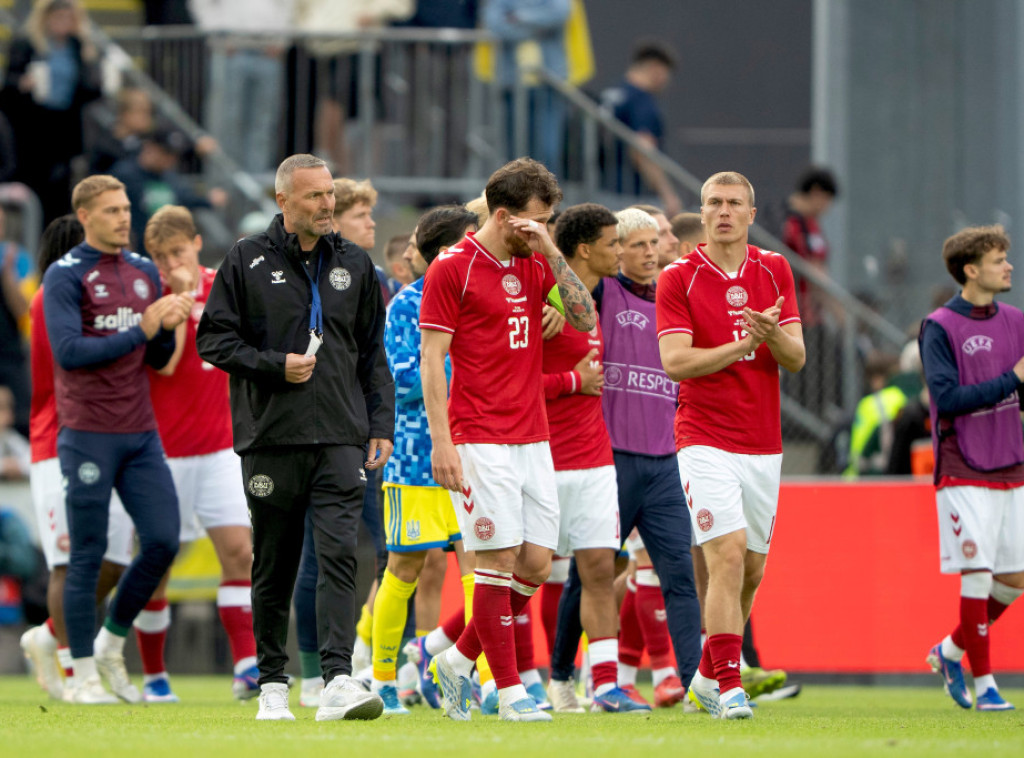 Kristijan Eriksen ponovo izgubio svest na terenu, prekinut meč Danska - Ukrajina