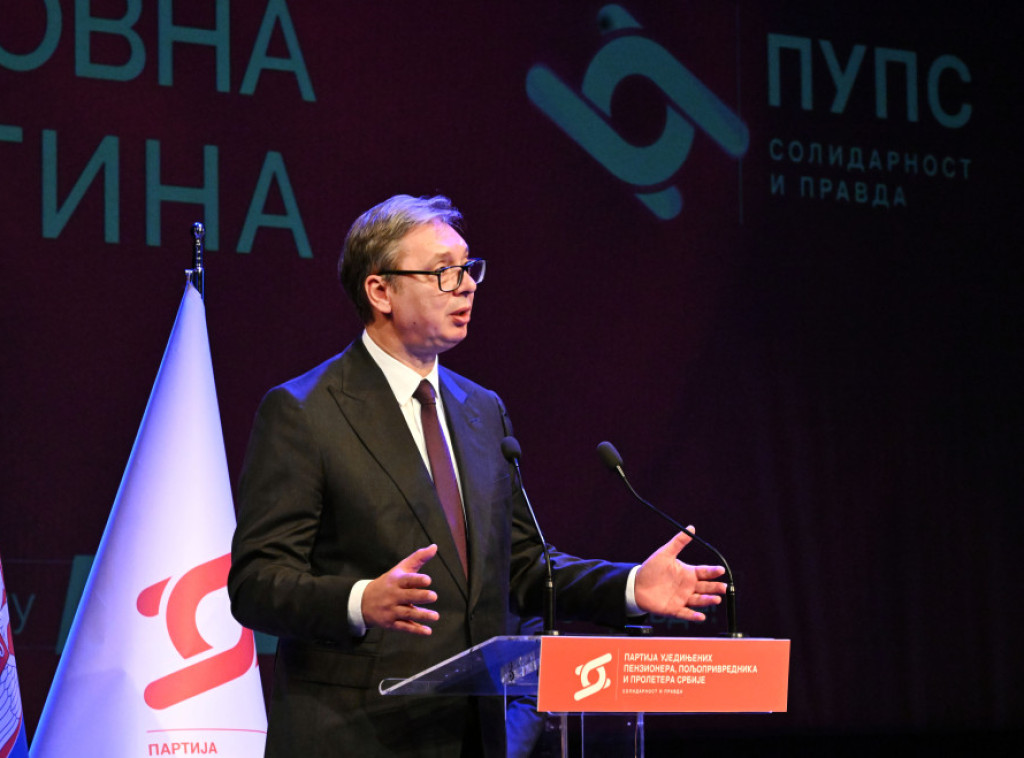 Vučić: Moramo da pružimo ruku i nudimo dijalog, da prevaziđemo podele i ujedinimo Srbiju
