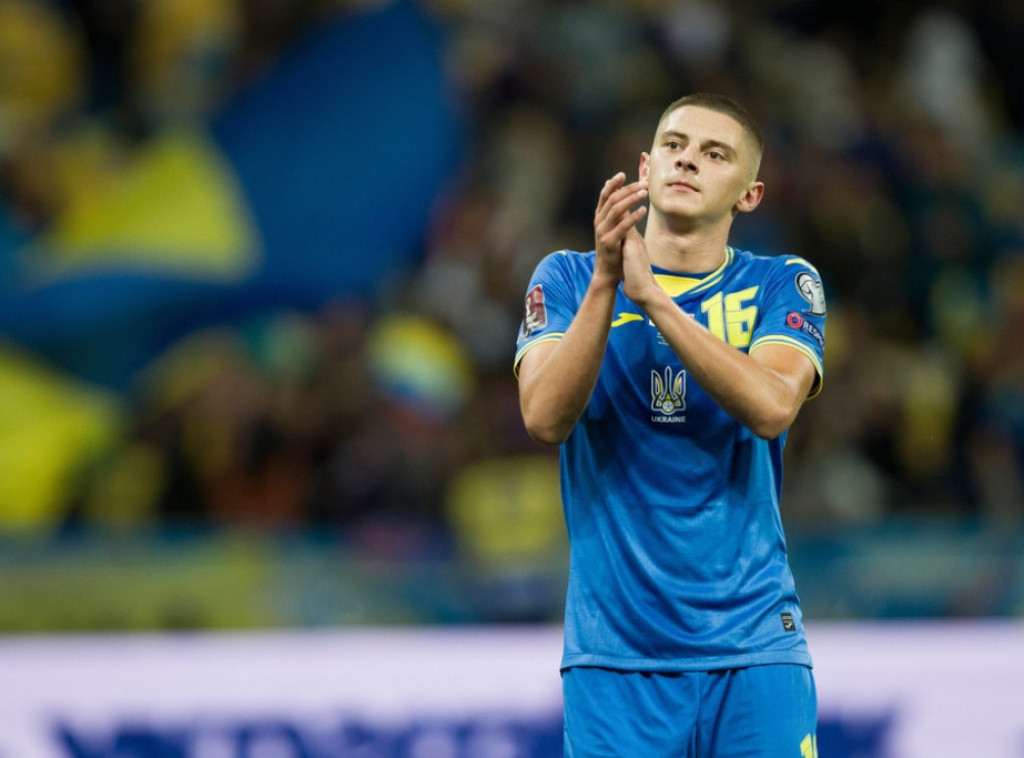 Ukrajinski fudbaler Vitalij Mikolenko produžio ugovor sa Evertonom