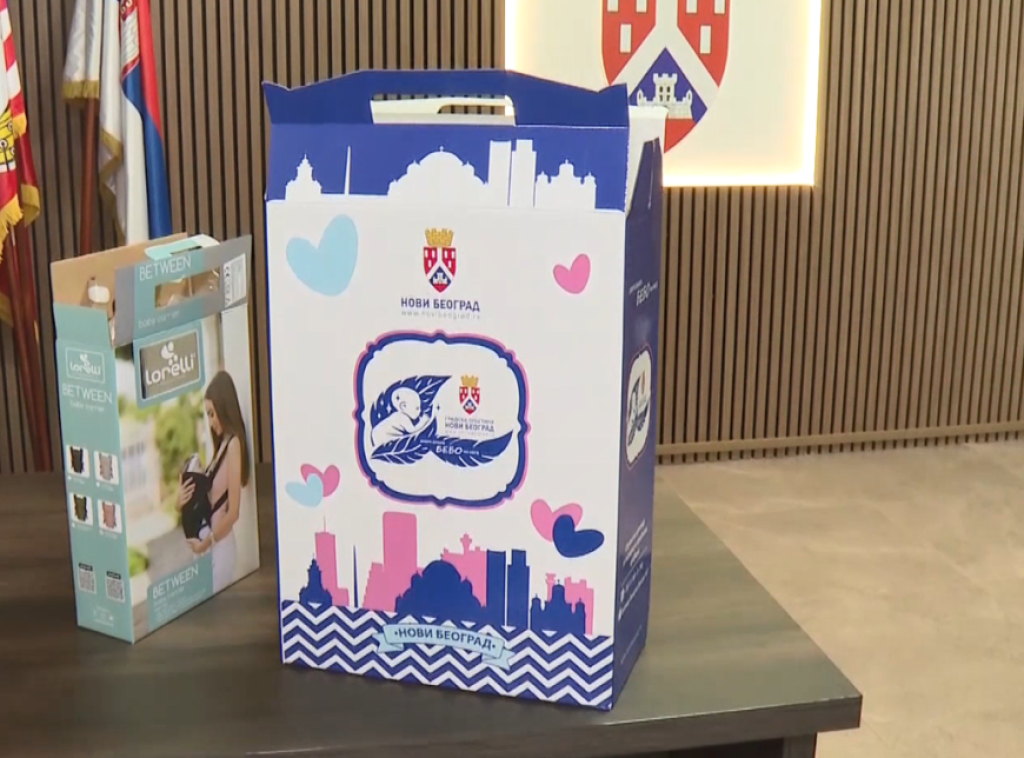 Prva podela paketa u okviru projekta "Novobeogradska mama"
