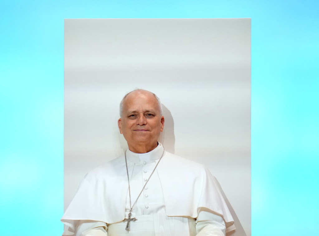 Papa Lav XIV dobio na poklon dres Real Madrida sa svojim imenom i brojem jedan