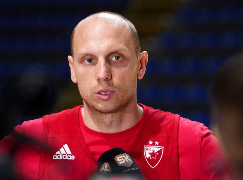 Dejan Davidovac još dve godine u Crvenoj zvezdi