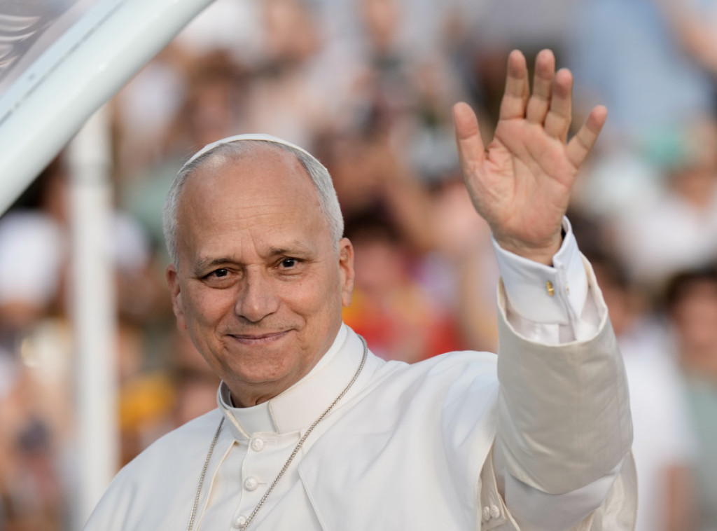 Papa Lav XIV posetio zatvor u Barseloni, kasnije otvara novi toranj Sagrada Familije