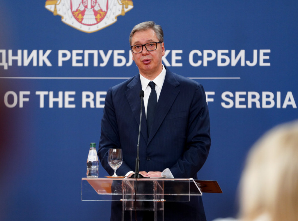 Vučić: Razmišljam o kandidaturi za premijera, planiram da podnesem ostavku