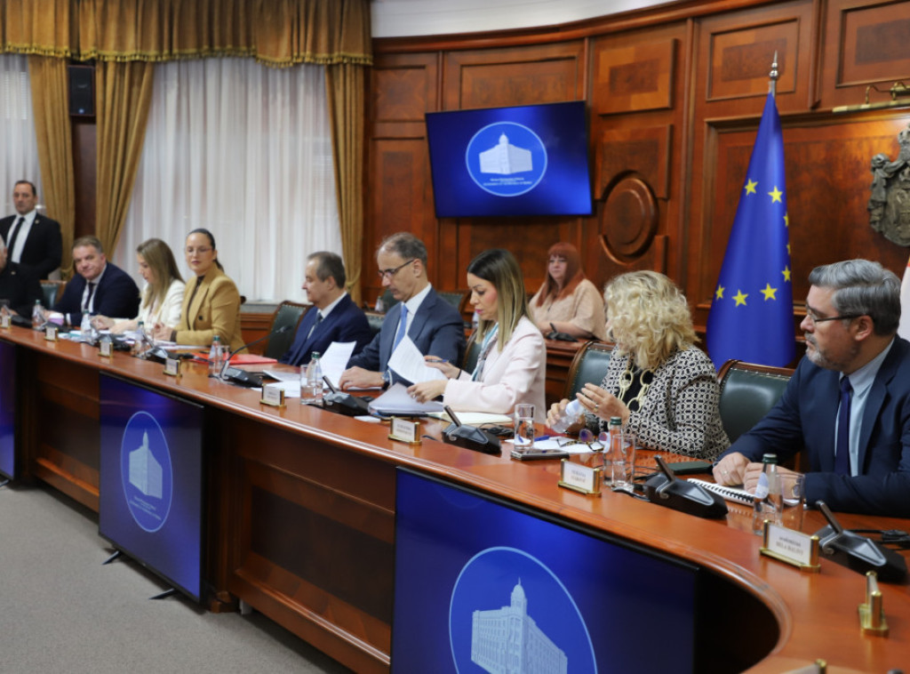 Premijer Macut se sastao sa Kopmanom, prisustvuje veliki broj članova Vlade Srbije