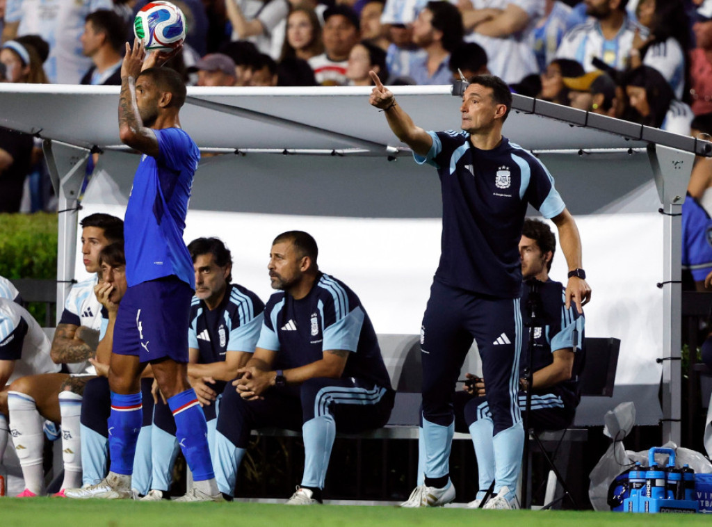 Balerdi propušta Svetsko prvenstvo, selektor fudbalera Argentine Skaloni naknadno pozvao Senesija