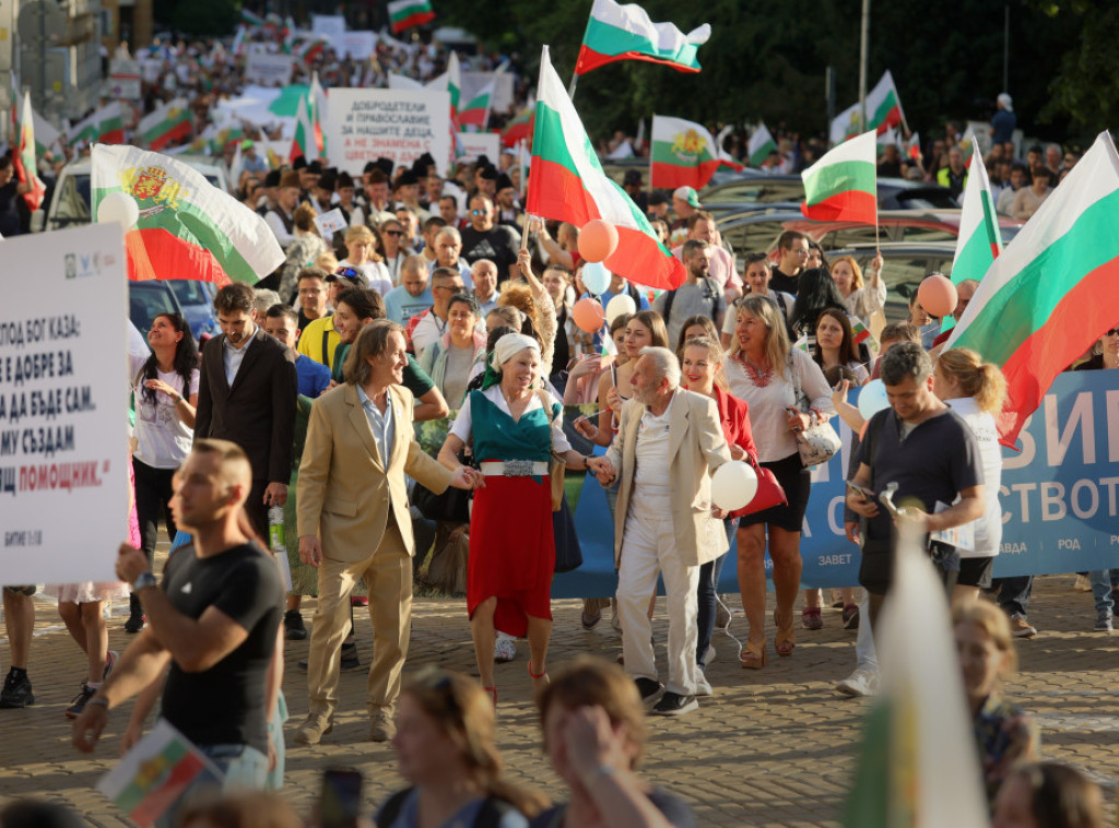 Više desetina hiljada ljudi učestvovalo na Prajdu u Bugarskoj i Rumuniji