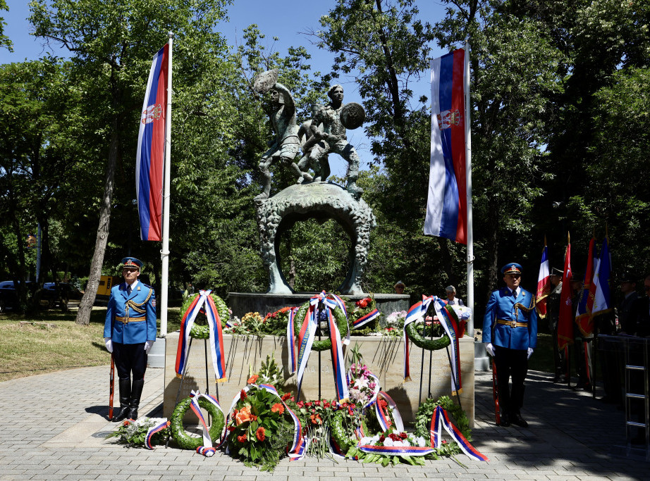 Junacima sa Košara odata počast polaganjem venaca u Beogradu