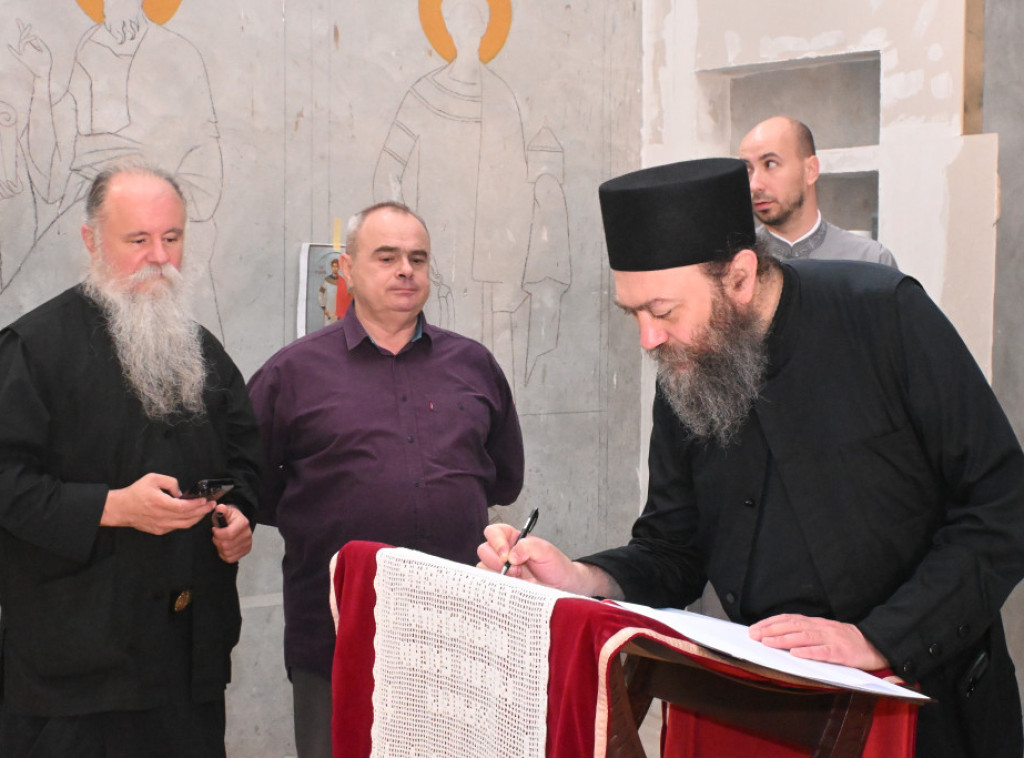 Iguman manastira Hilandar posetio Hram Svete Petke u Kazneno-popravnom zavodu u Sremskoj Mitrovici