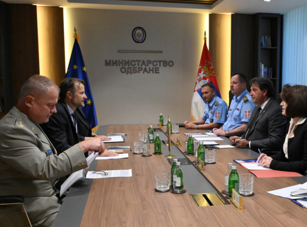 Gasic, Beckerath discuss Serbia-EU defence cooperation