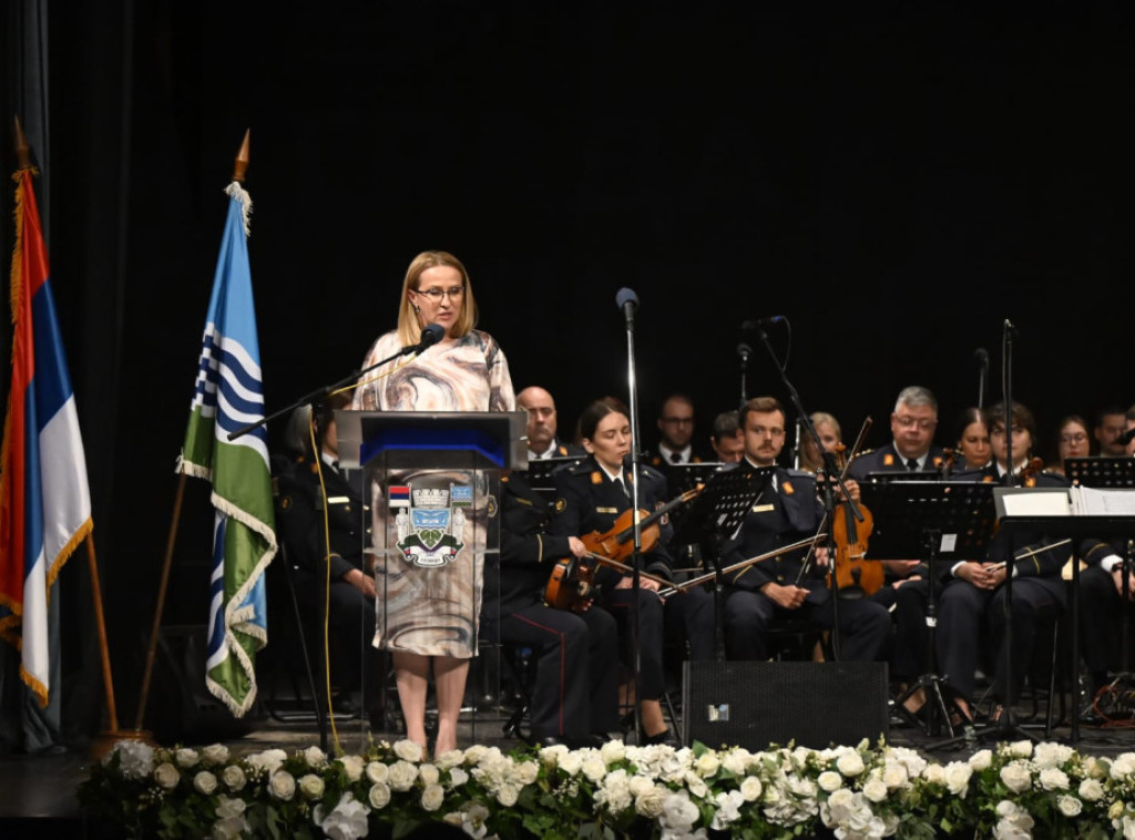 Snežana Paunović na obeležavanju Dana grada Loznice: Podarili ste nam velike umove i heroje