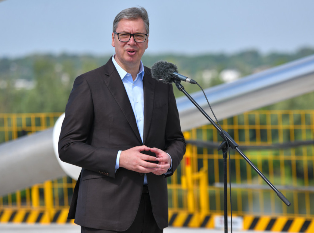 Vučić: Boriću se da sačuvam zemlju, Srpsku pravoslavnu crkvu i srpske svetinje idejama i pristojnim rečima
