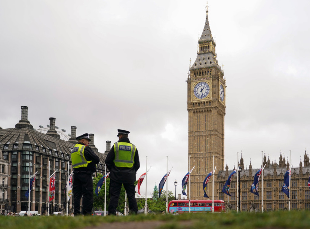 Toplotni talas prognoziran za Veliku Britaniju, na snazi žuti meteo-alarm