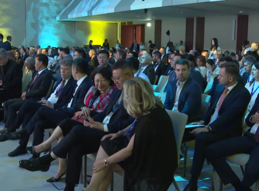 Horizons forum otvoren u Beogradu, učestvuje i Džefri Saks