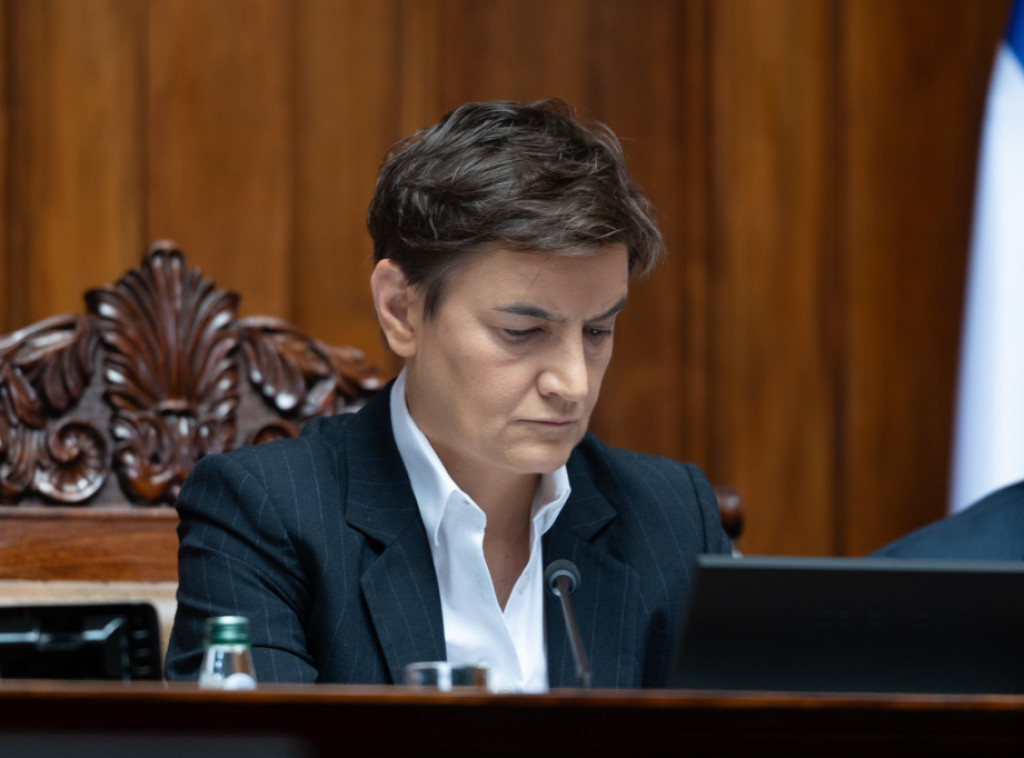 Brnabić: Parandiloviću i Ninkoviću mera udaljenja sa sednice zbpog kršenja Poslovnika