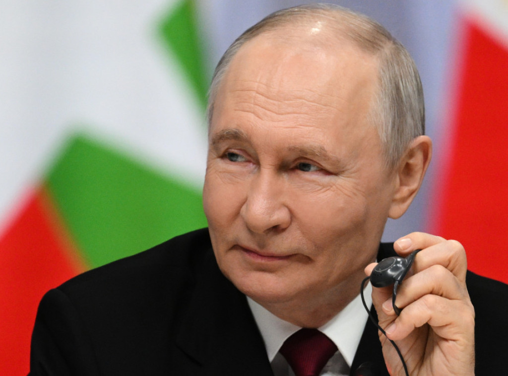 Putin: Rusija hrabro i efikasno rešava zadatke u sukobu sa Ukrajinom