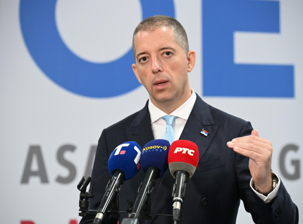 Đurić: Potpisan sporazum, građani Srbije mogu u Panamu bez viza