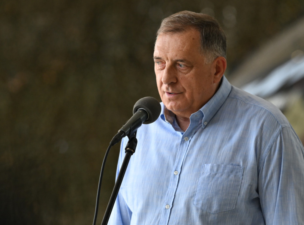 Dodik: Vojska Srbije jedna od najjačih odbrambenih sila