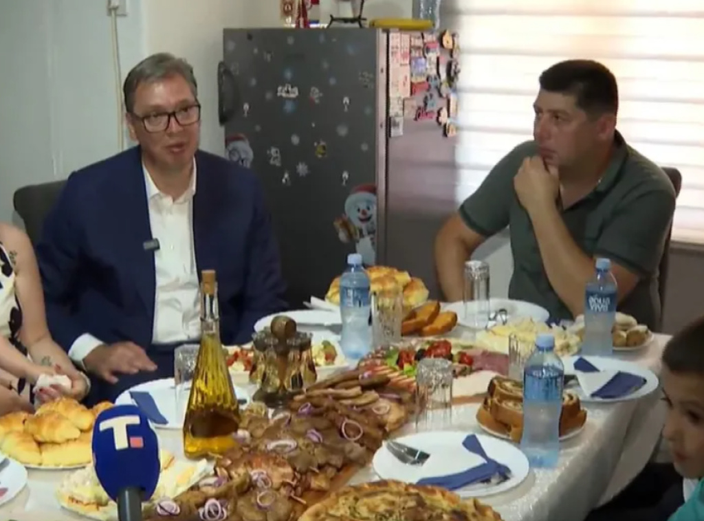 Predsednik Vučić posetio porodicu Veljković u Senjskom rudniku