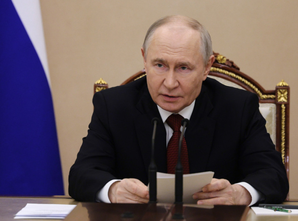 Putin: Rusija uvodi mere za stabilizaciju tržišta goriva