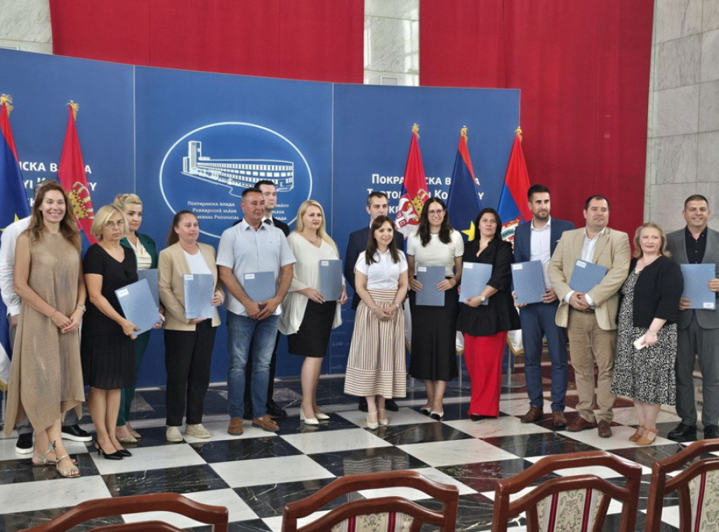 Uručeno 13 ugovora vrednih 120 miliona dinara za obnovu kulturne infrastrukture u Vojvodini