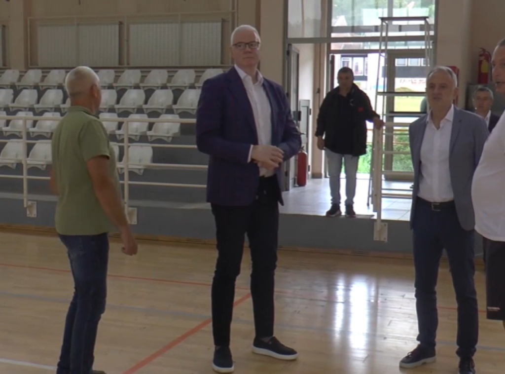 Gajić i Tomašević u Kosjeriću: Ulaganje u mlade i sportsku infrastrukturu ključ uspeha