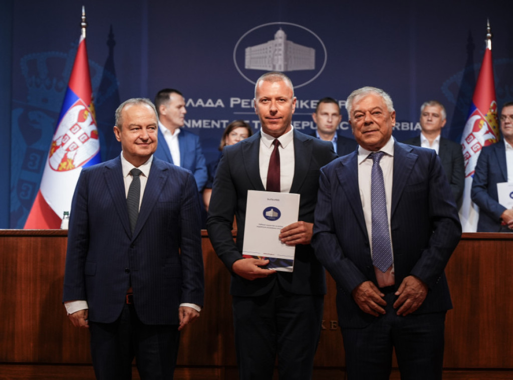 Uručeni ugovori za podršku izrazito nerazvijenim opštinama vredni 87 miliona dinara