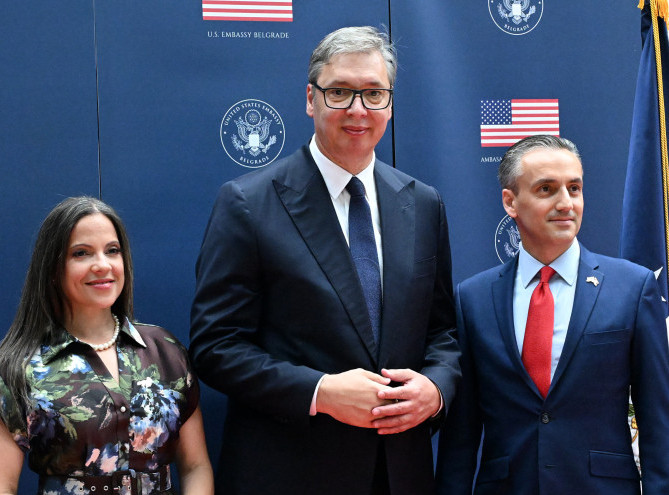 Ambasada SAD-a organizuje prijem povodom 250 godina nezavisnosti, prisutan predsednik Vučić