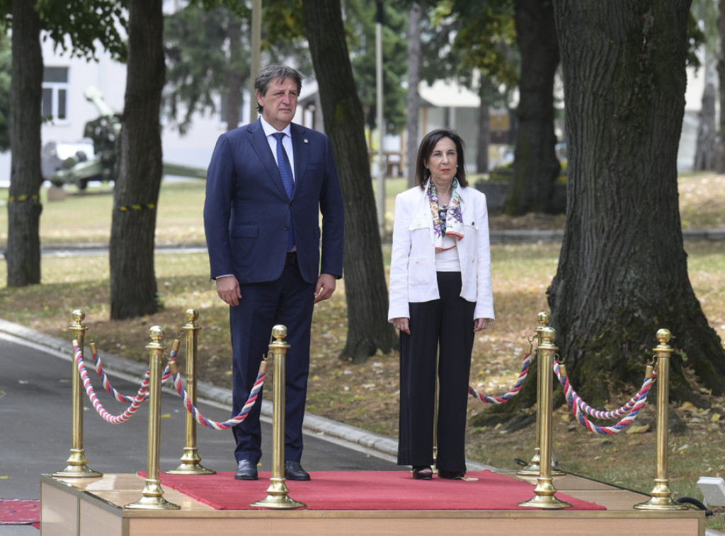 Ministar Gašić razgovarao sa Fernandes o unapređenju saradnje i političko-bezbednosnoj situaciji
