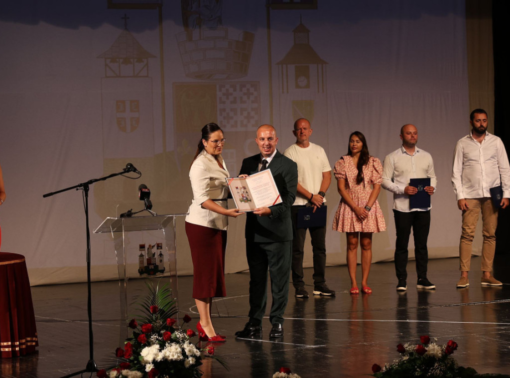 Pavkov uručeno priznanje za doprinos u oblasti zaštite životne sredine u Prijepolju
