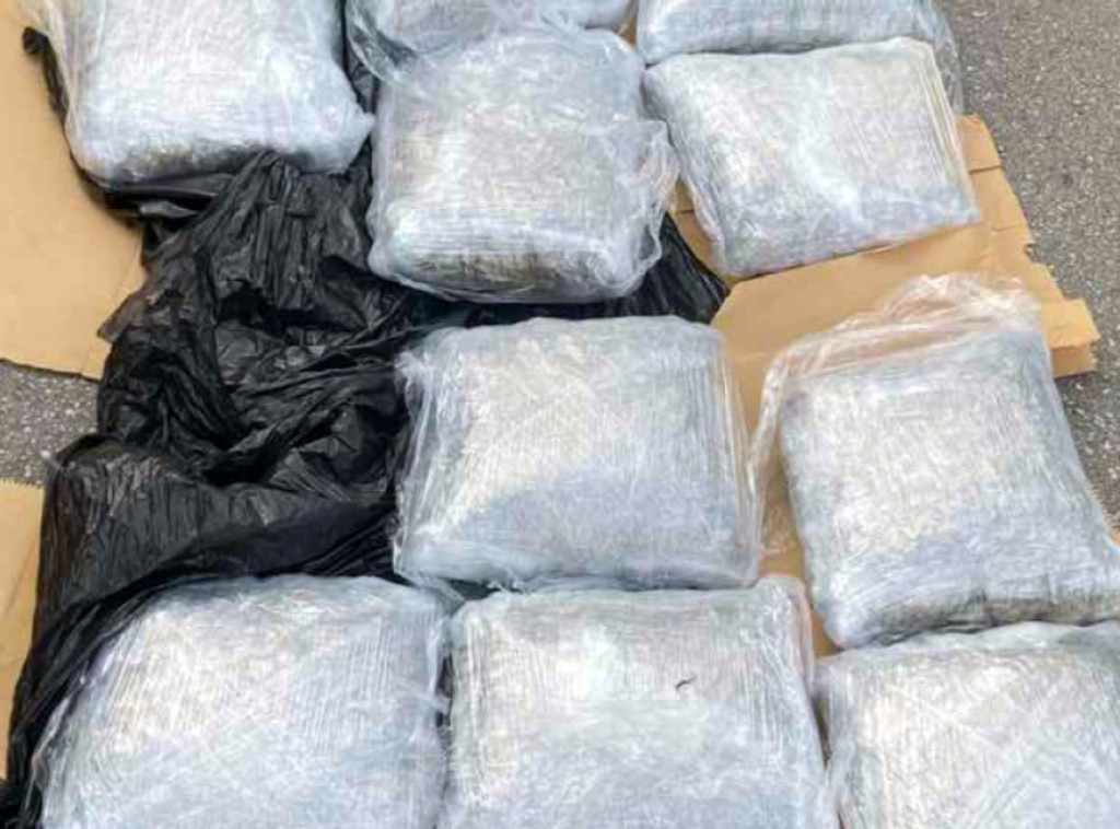 Policija u Barajevu uhapsila Beograđanina kod kog je pronašla 10 kilograma droge