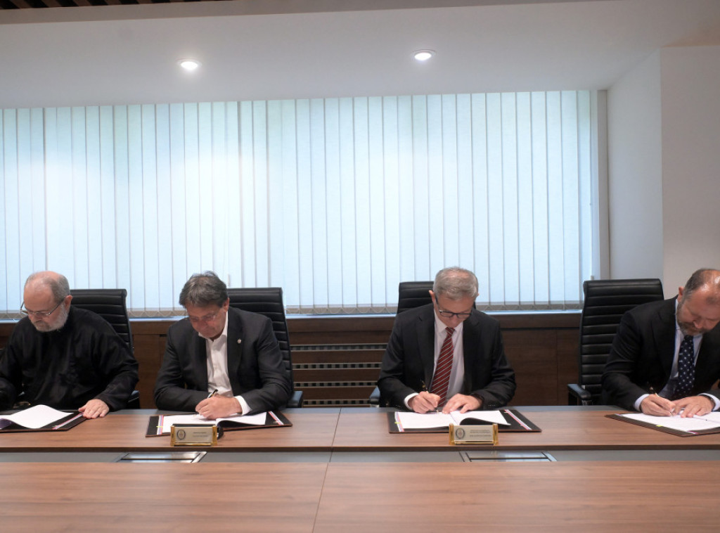 Potpisan ugovor o razmeni nepokretnosti između Ministarstva odbrane i Srpske pravoslavne crkve u opštini Beočin
