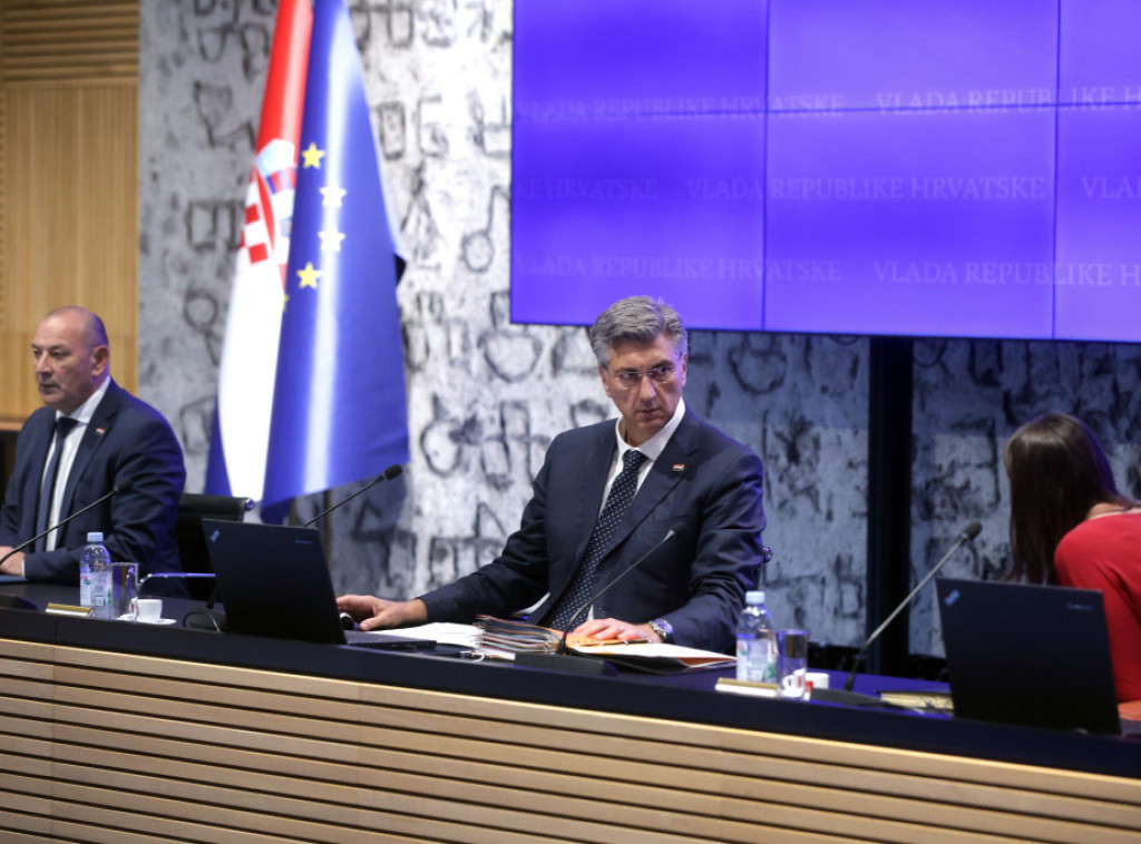 Plenković upozorio: Voditi računa o svim aspektima politike cena, od smeštaja do usluga